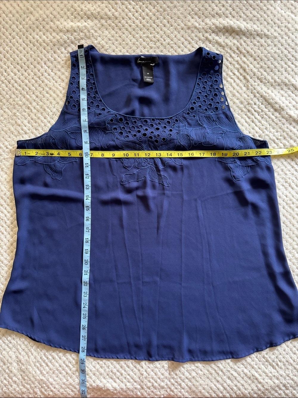👚 EUC Lane Bryant Embroidered Sleeveless Blouse – Women’s Size 20 - Picture 2 of 6